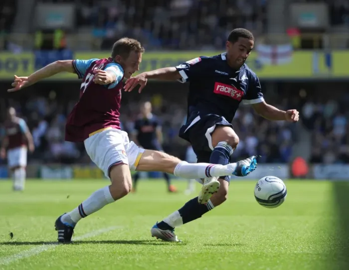 Framed Print : Battle for the Ball: Feeney vs. Taylor - Millwall vs. West Ham United in the Npower Championship (2011) Framed Print : Battle for the Ball: Feeney vs. Taylor - Millwall vs. West Ham United in the Npower Championship (2011)