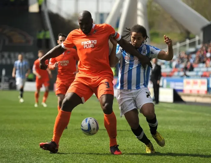 Framed Print : Battle for Supremacy: Huddersfield Town vs. Millwall, Npower Championship Framed Print : Battle for Supremacy: Huddersfield Town vs. Millwall, Npower Championship