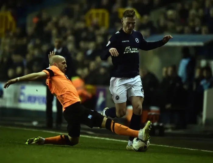 Framed Print : Battle for Supremacy: Millwall's Aiden O'Brien vs Brighton's Bruno Saltor (Sky Bet Championship)