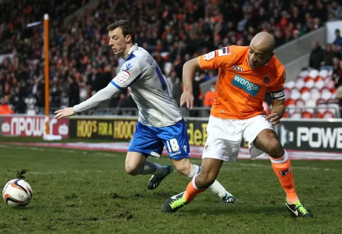 Framed Print : Blackpool vs Millwall: Clash at Bloomfield Road - Npower Championship (Martyn Woolford vs Alex Baptiste, 09-02-2013) Framed Print : Blackpool vs Millwall: Clash at Bloomfield Road - Npower Championship (Martyn Woolford vs Alex Baptiste, 09-02-2013)