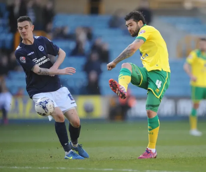Framed Print : Bradley Johnson's Shot at Millwall's The Den - Sky Bet Championship: Millwall vs Norwich City Framed Print : Bradley Johnson's Shot at Millwall's The Den - Sky Bet Championship: Millwall vs Norwich City