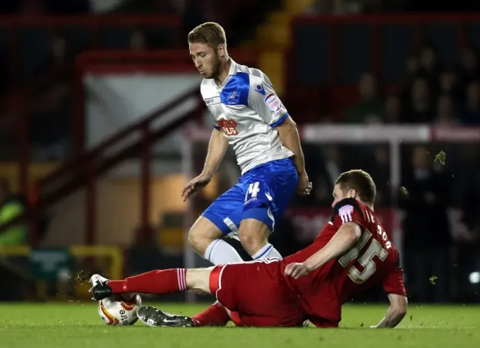 Framed Print : Bristol City vs. Millwall: Tackle at Ashton Gate - Npower Championship (October 2, 2012)