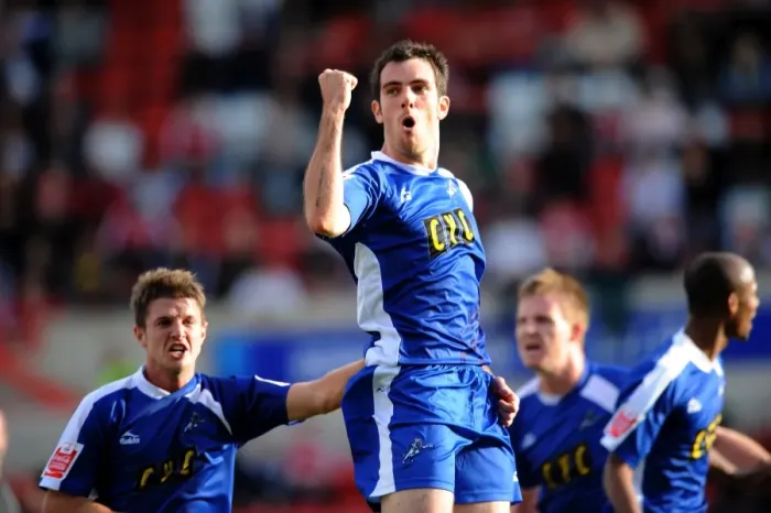 Framed Print : Celebration: Danny Schofield Scores for Millwall Against Swindon Town in Football League One