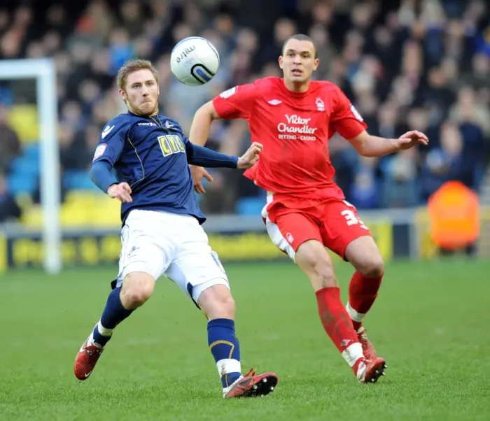 Framed Print : Championship Showdown: Henry vs Lynch at The New Den - Millwall vs Nottingham Forest (26-02-2011) Framed Print : Championship Showdown: Henry vs Lynch at The New Den - Millwall vs Nottingham Forest (26-02-2011)