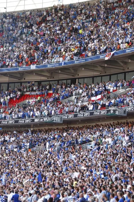Framed Print : Electric Atmosphere: Millwall vs Scunthorpe United - Coca-Cola Football League One Play-Off Final at Wembley Stadium Framed Print : Electric Atmosphere: Millwall vs Scunthorpe United - Coca-Cola Football League One Play-Off Final at Wembley Stadium