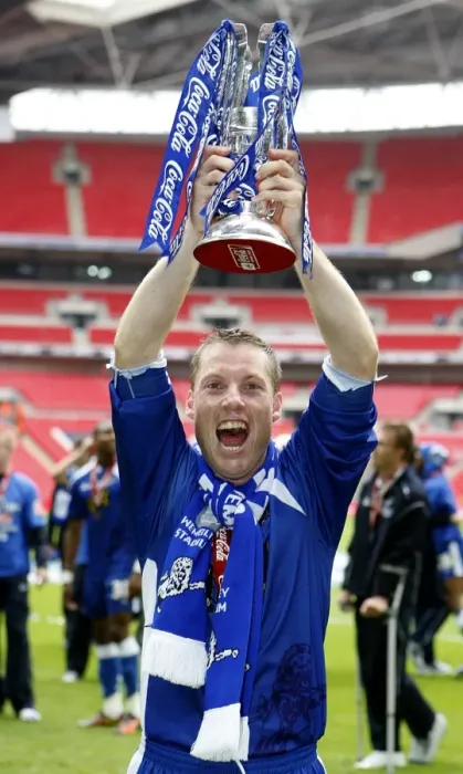 Framed Print : The Glory of Millwall: Neil Harris's Triumphant Moment with the Football League One Play-Off Trophy at Wembley Stadium Framed Print : The Glory of Millwall: Neil Harris's Triumphant Moment with the Football League One Play-Off Trophy at Wembley Stadium