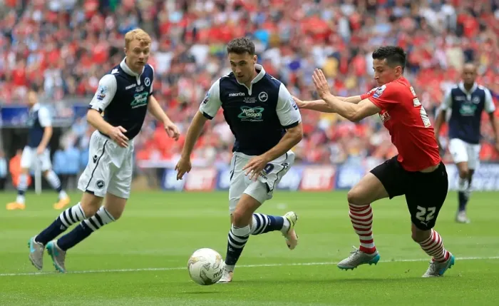 Framed Print : Intense Rivalry: Battle for the Ball - Millwall vs Barnsley in the Sky Bet League One Play-Off Final at Wembley Stadium (2015-16) Framed Print : Intense Rivalry: Battle for the Ball - Millwall vs Barnsley in the Sky Bet League One Play-Off Final at Wembley Stadium (2015-16)