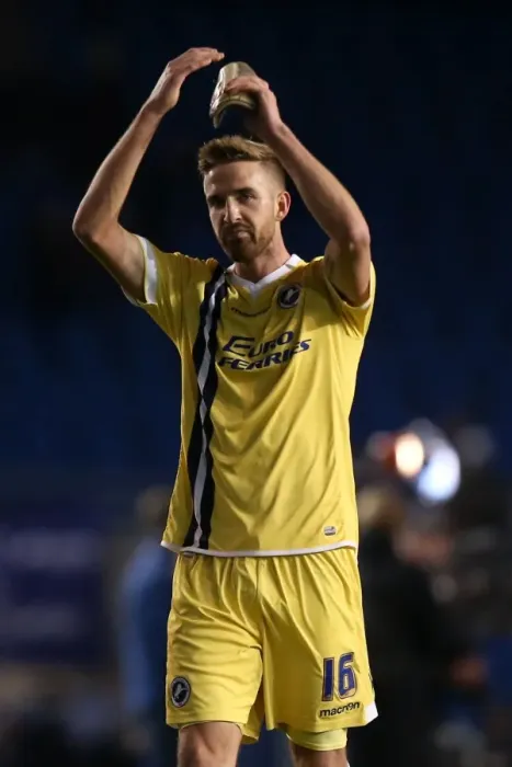 Framed Print : Millwall at AMEX Stadium: Battle in the Sky Bet Championship Against Brighton & Hove Albion (Mark Beevers) Framed Print : Millwall at AMEX Stadium: Battle in the Sky Bet Championship Against Brighton & Hove Albion (Mark Beevers)