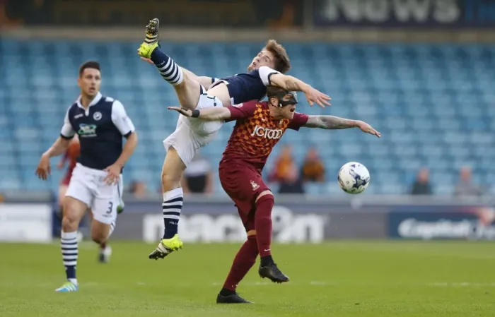 Framed Print : Millwall vs Bradford City: Intense Moment between Ben Thompson and Billy Clarke in Sky Bet League One Play-Off Semi-Final Second Leg