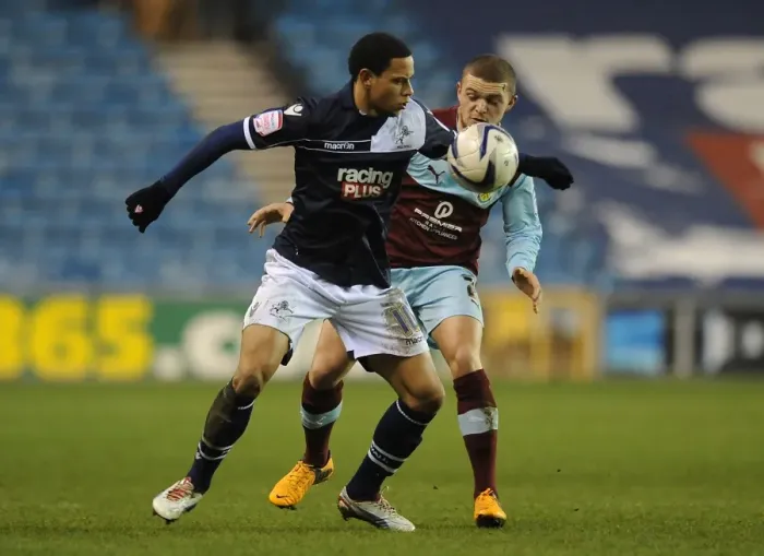 Framed Print : Millwall vs Burnley: Nathan Tyson vs Kieren Trippier - A Battle for Supremacy in the Npower Championship at The Den (19-01-2013) Framed Print : Millwall vs Burnley: Nathan Tyson vs Kieren Trippier - A Battle for Supremacy in the Npower Championship at The Den (19-01-2013)
