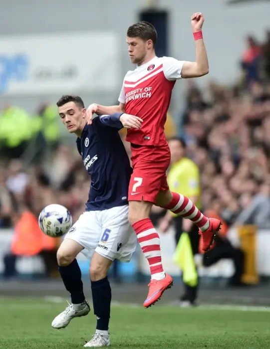 Framed Print : Millwall vs Charlton Athletic: A Rivaling Rivalry at The Den - Williams vs Gudmundsson (Sky Bet Championship)