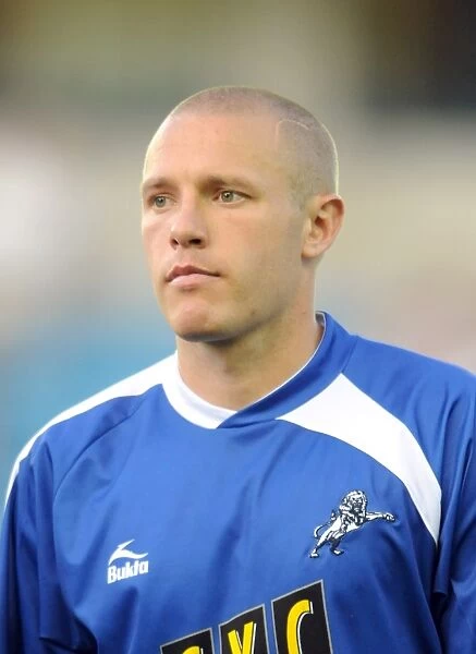 Millwall vs Oldham Athletic in Football League One: Gary Alexander at The New Den (August 18, 2009)