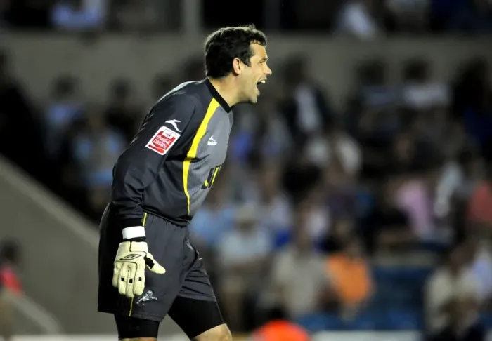 Framed Print : Millwall's David Forde in Action Against Oldham Athletic at The New Den (August 18, 2009)
