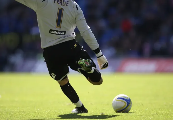 Framed Print : Millwall's David Forde Kicks Off at Cardiff City Stadium, Championship 2010