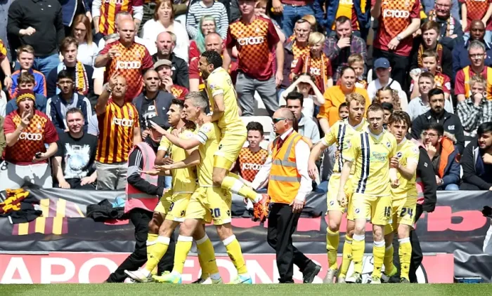 Framed Print : Millwall's Lee Gregory Scores First Goal in Play-Off Clash against Bradford City (Sky Bet League One, 2015-16) Framed Print : Millwall's Lee Gregory Scores First Goal in Play-Off Clash against Bradford City (Sky Bet League One, 2015-16)