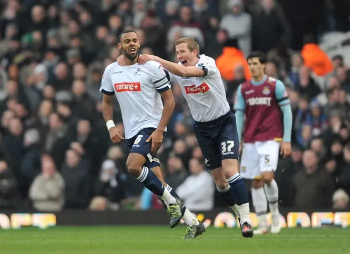 Framed Print : Millwall's Liam Trotter Scores First Goal Against West Ham United in Npower Championship (04-02-2012, Upton Park) Framed Print : Millwall's Liam Trotter Scores First Goal Against West Ham United in Npower Championship (04-02-2012, Upton Park)