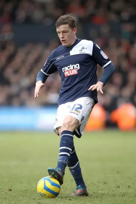 Framed Print : Millwall's Shane Lowry in FA Cup Fifth Round Action at Luton Town's Kenilworth Road Framed Print : Millwall's Shane Lowry in FA Cup Fifth Round Action at Luton Town's Kenilworth Road