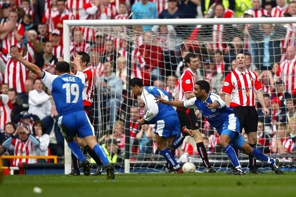 Millwall's Tim Cahill Scores the FA Cup Semi-Final Winning Goal Against Sunderland (2004)