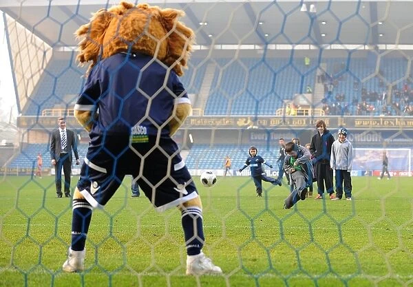 Millwall's Zampa the Lion Roars in Penalty Shootout at The Den vs. Bristol City (Npower Football League Championship, 20-11-2011)