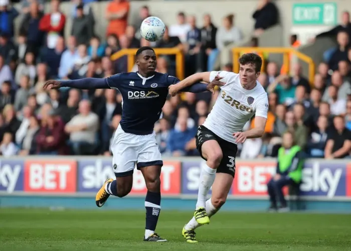 Framed Print : Sky Bet Championship - Millwall v Leeds United - The Den