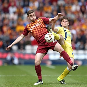 Intense Rivalry: Steven Davies vs Ben Thompson - Battle for the Ball in the Sky Bet League One Play-Offs (Bradford City vs Millwall, 2015-16)