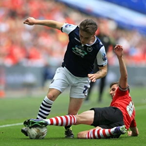 Intense Rivalry: Thompson vs. Hourihane in the Sky Bet League One Play-Off Final at Wembley Stadium (Millwall vs. Barnsley, 2015-16)