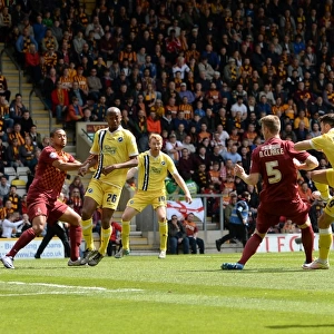 Lee Gregory Scores Millwall's Historic Goal in Sky Bet League One Play-Off Semifinal vs. Bradford City (2015-16)