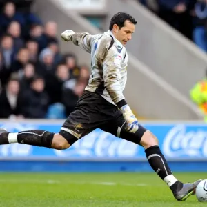 Millwall vs. Nottingham Forest: David Forde in Action for The New Den's Npower Championship Clash (26-02-2011) Millwall vs. Nottingham Forest: David Forde in Action for The New Den's Npower Championship Clash (26-02-2011)