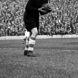 Images Dated 1938 September: 24 Sep 1938