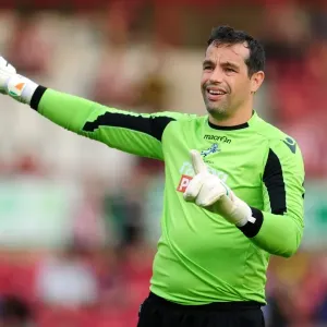 Millwall's David Forde in Action during Pre-Season Friendly against Brentford at Griffin Park (July 16, 2013)