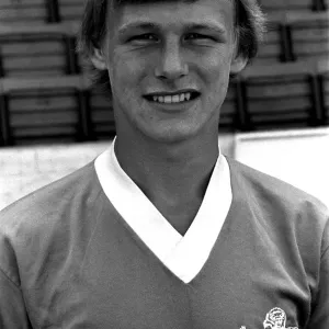 Millwall's Teddy Sheringham at Soccer-Football League Division Three Photocall Millwall's Teddy Sheringham at Soccer-Football League Division Three Photocall
