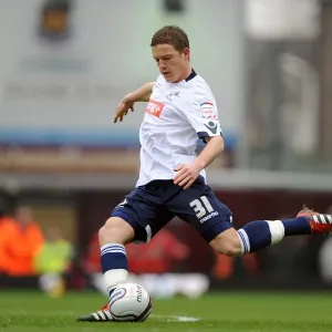 Shane Lowry's Thrilling Goal: Millwall vs. West Ham United in Npower Championship (04-02-2012, Upton Park) Shane Lowry's Thrilling Goal: Millwall vs. West Ham United in Npower Championship (04-02-2012, Upton Park)
