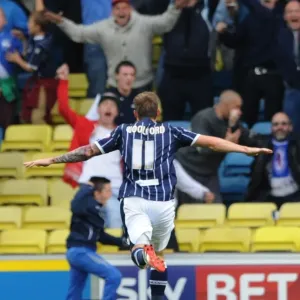 Sky Bet Championship - Millwall v Leeds United - The New Den Sky Bet Championship - Millwall v Leeds United - The New Den