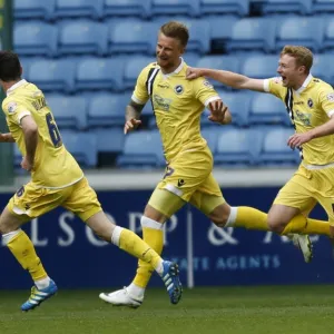 Sky Bet League One Jigsaw Puzzle Collection: Sky Bet League One - Coventry City v Millwall - Ricoh Arena