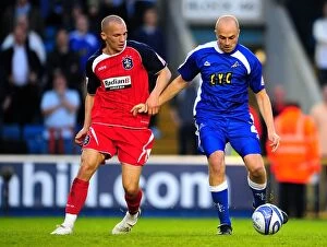 Images Dated 18th May 2010: Battle for Supremacy: Milwall vs. Huddersfield Town - Coca-Cola Football League One Play Off Semi