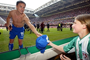 FA Cup Moments Gallery: Early Round Action - 2004 Collection