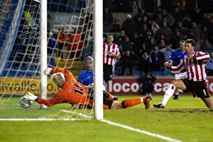 Early Round Action - 2004 Gallery: Soccer - AXA FA Cup - Fourth Round Replay - Millwall v Southampton