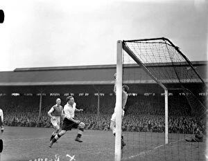 Vintage Action Gallery: Soccer - Football League Division Two - Fulham v Millwall - Craven Cottage